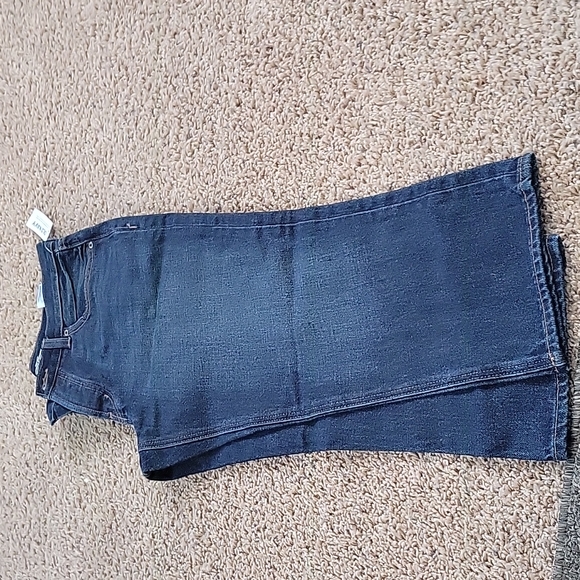 Jeans - Picture 3 of 3